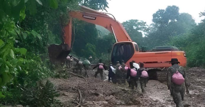 Vietnamese Driver Stuck in Landslide Last Week Found Dead