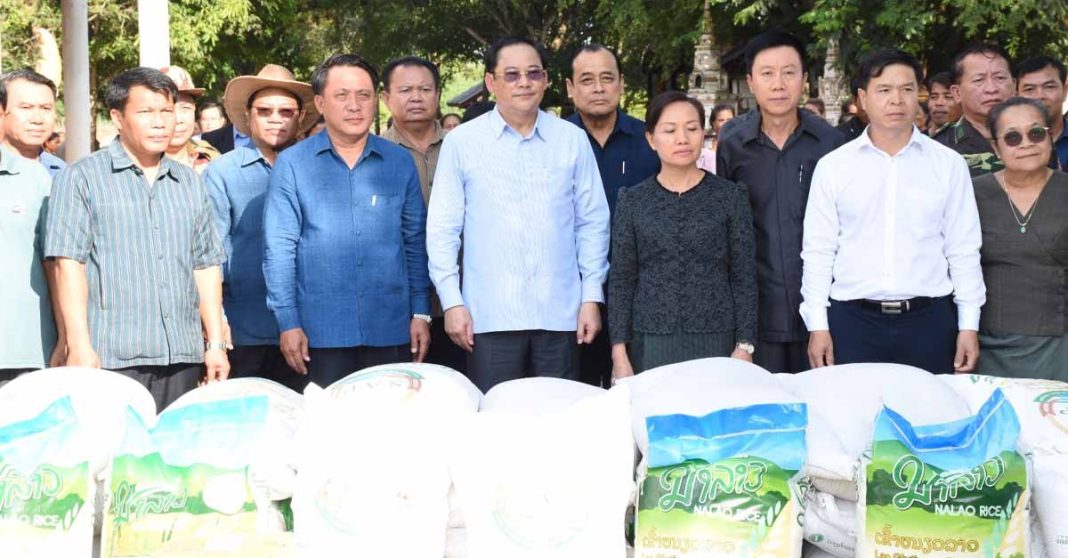 Lao Prime Minister Visits Flood Affected Areas in Savannakhet