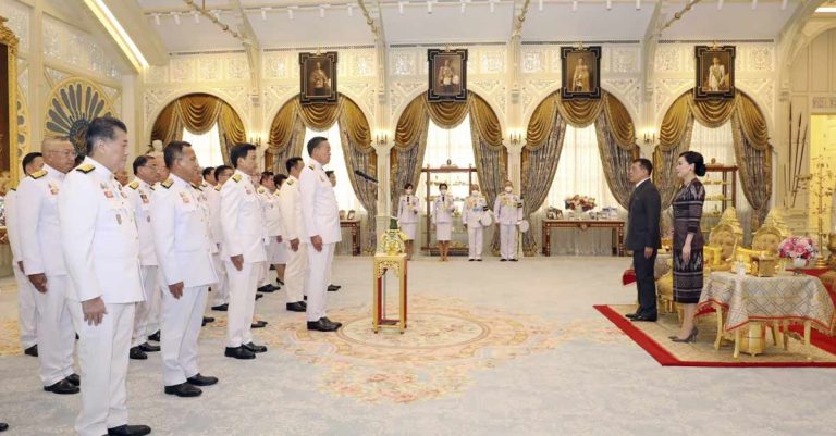 Thailand’s New Government Takes Office as Cabinet Members Take Oath in Front of King