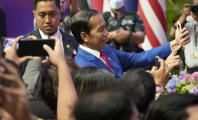 After Summit Joined by China, Us and Russia, Indonesia’s Leader Warns of Protracted Conflicts