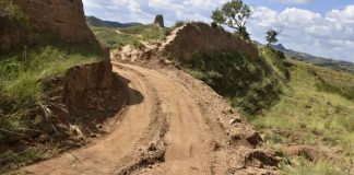 China Authorities Arrest 2 for Smashing Shortcut Through Great Wall With Excavator