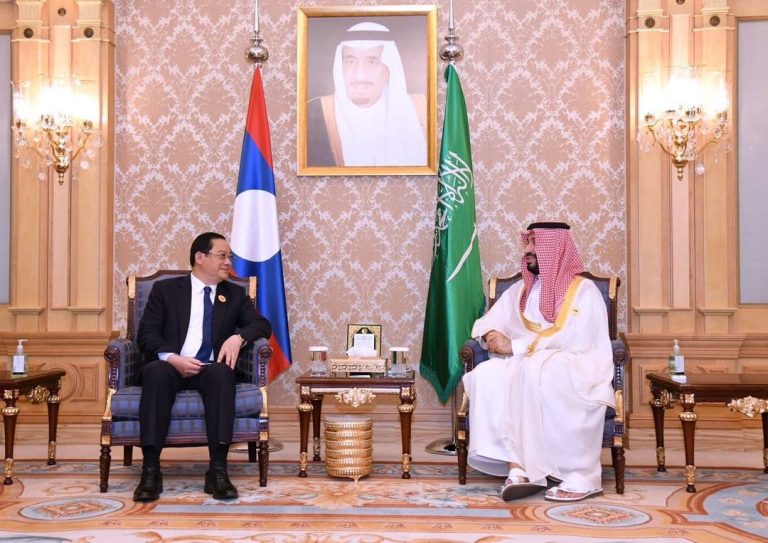 Lao PM Meets with Saudi, Vietnamese Delegations on ASEAN-GCC Sidelines