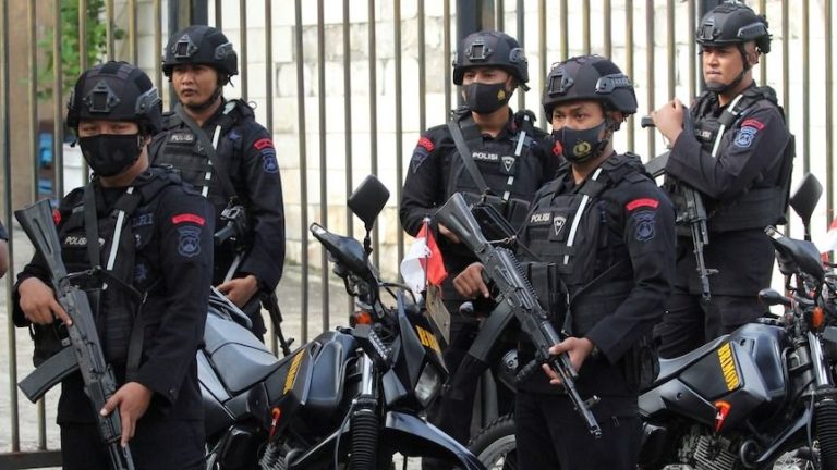 Indonesian Police Arrest Suspected Militants over Alleged Plot to Disrupt 2024 Elections