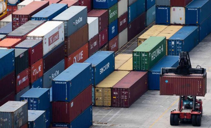 Laos Records Seventh Consecutive Month of Trade Deficit
