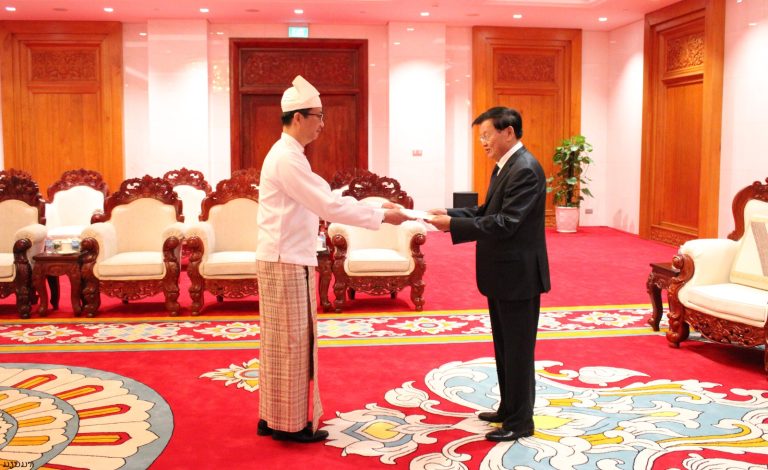 President Welcomes Four New Ambassadors to Laos