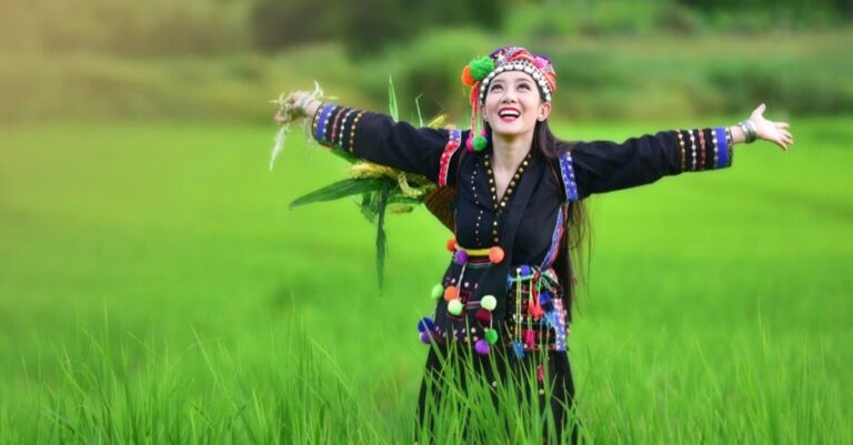 Laos Drops in Global Happiness Rankings, Economic Factors Play Key Role