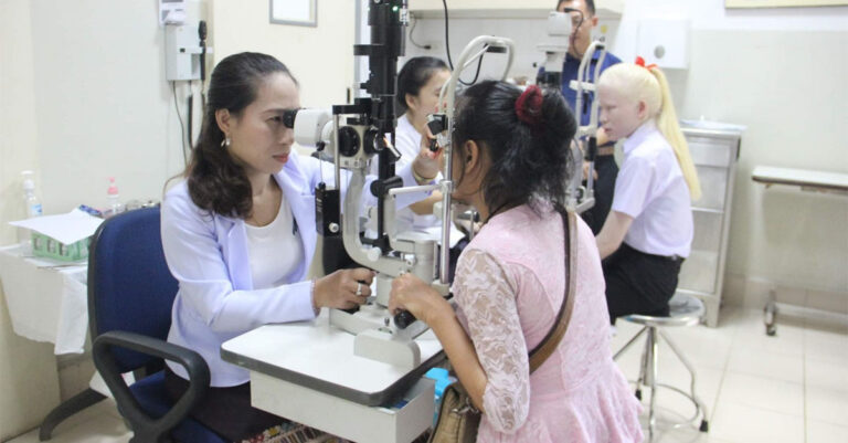 Laos Eye Care Program Offers Free Treatment Amidst Health Worker Shortage