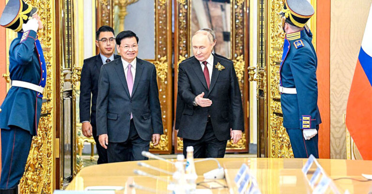 Lao, Russian Presidents Celebrate 30 Years of Friendship in Moscow