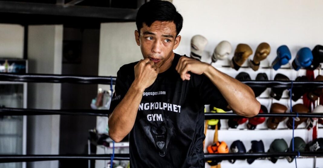 Lao Boxer Sets Sights on Muay Thai Victory at ONE Friday Fights