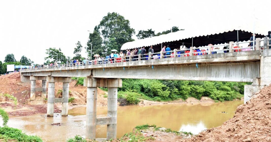 Early Completion of Savannakhet Bridge Boosts Connectivity