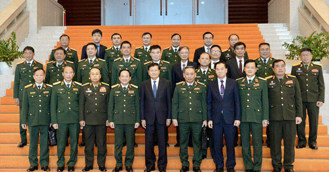 Vietnam, Laos Strengthen Military Ties During High-Level Visit