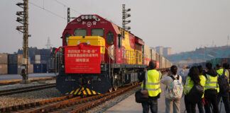 First Cold-Chain Train Connects Yunnan with Vientiane