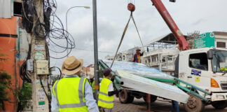 Vientiane Intensifies Illicit Billboard Removal Ahead of ASEAN Summits