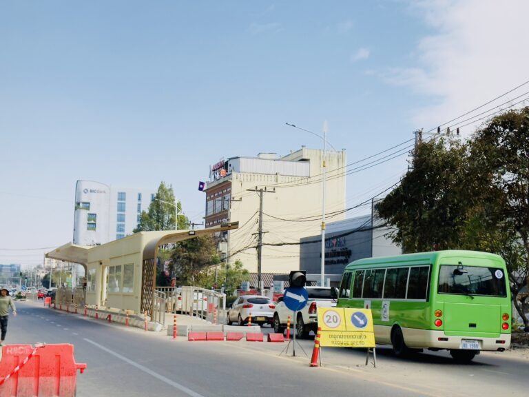 Vientiane’s New Bus Project: A Step Forward or a Traffic Gamble?