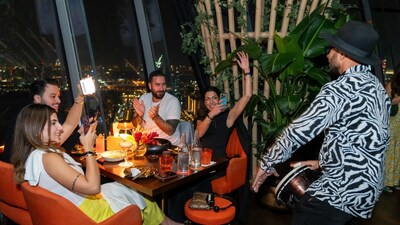 The evening featured Vantage-branded welcome drinks, a luxurious four-course dinner, and vibrant entertainment, including samba dancers, Capoeira performers, a saxophonist, a percussionist, and a lively DJ.