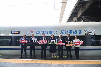 GDETO holds a launch ceremony for the "Hong Kong Mega Events High Speed Rails" at the Guangzhoudong Railway Station today (Feb 28). Photo shows the officiating guests at the launch ceremony.