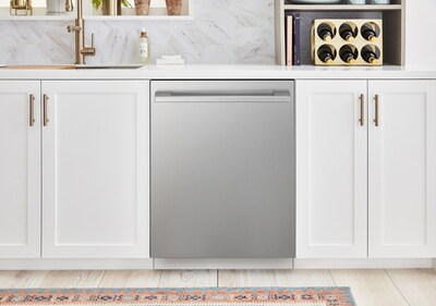 LG's new Flush Depth dishwasher fits perfectly with standard-depth cabinetry for a seamless and streamlined look