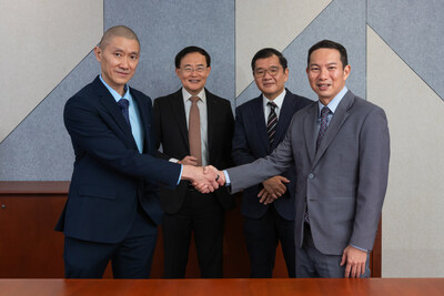 In picture: From left: Dr Ian Cheong, Mr Peter Chia, Dr Chris Tan, Mr Kevin Lee