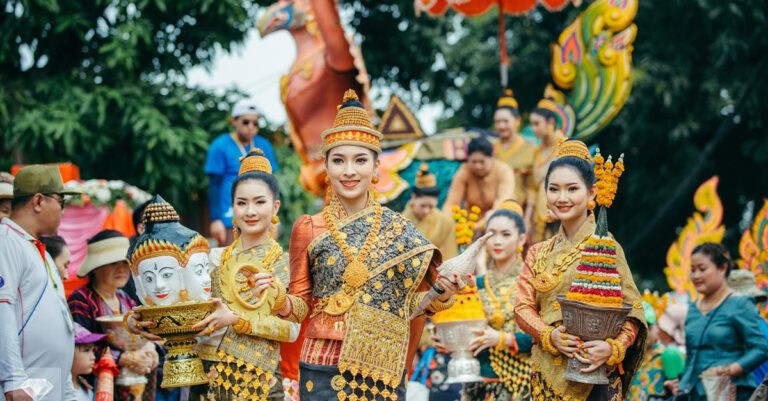 Miss Lao New Year