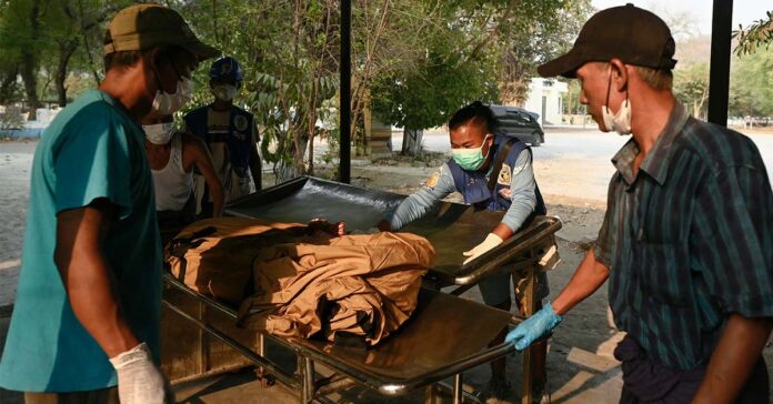 Myanmar to Mark Minute of Silence as Quake Toll Passes 2,000