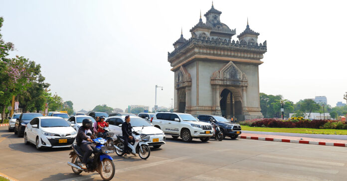 Traffic Jam at Patuxay Stupa