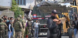 Dozens Killed as India, Pakistan Clash in Worst Violence in Decades