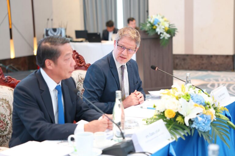 Laos, Switzerland Strengthen Efforts to Improve Dam Safety