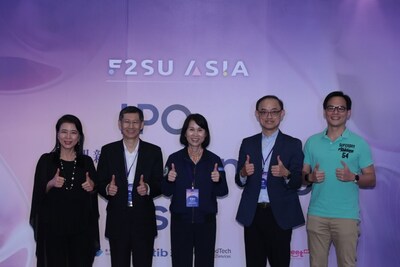(From left to right) Alice Chang, founder of Perfect Corp, James C.J. Hsiao, Director General of Department of Industrial Development at the National Development Council, Edith Lee, President of the TWSE, Frankie Hsu, Chairman of GrandTech Cloud Services, Jamie Lin, Chairman of AppWorks