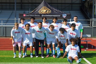 Hassan Sunny with young players from United Sports FC