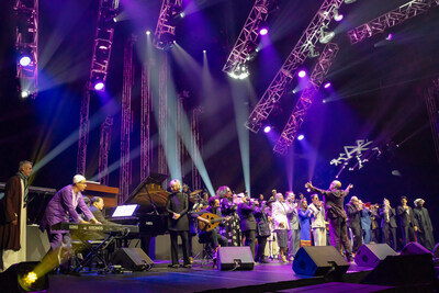 Musical Director John Beasley conducting the 2025 International Jazz Day All-Star Global Concert hosted by Jeremy Irons at Etihad Arena on April 30th in Abu Dhabi, UAE with (from L to R) Danilo Pérez, Herbie Hancock, Hélène Mercier, Rhani Krija, Naseer Shamma, Dianne Reeves, Janis Siegel, Ruthie Foster, Linda May Han Oh, Marcus Miller, Tomoaki Baba, Dee Dee Bridgewater, Kurt Elling, Varijashree Venugopal, José James, John McLaughlin, Nils Landgren, Arturo Sandoval and other all-star artists. Musical Director John Beasley conducting the 2025 International Jazz Day All-Star Global Concert hosted by Jeremy Irons at Etihad Arena on April 30th in Abu Dhabi, UAE with (from L to R) Danilo Pérez, Herbie Hancock, Hélène Mercier, Rhani Krija, Naseer Shamma, Dianne Reeves, Janis Siegel, Ruthie Foster, Linda May Han Oh, Marcus Miller, Tomoaki Baba, Dee Dee Bridgewater, Kurt Elling, Varijashree Venugopal, José James, John McLaughlin, Nils Landgren, Arturo Sandoval and other all-star artists.