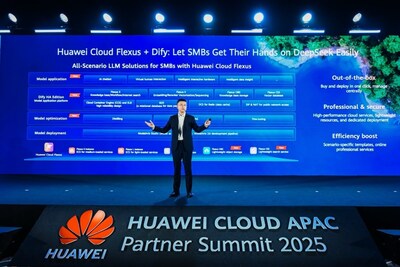 Jet Liu, Director of Huawei Public Cloud Operations