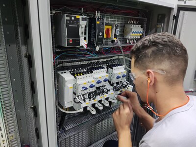 Volga Reduces Control Panel Wiring Time by 66% with Rockwell Automation's EtherNet/IP In-cabinet Solution Volga Reduces Control Panel Wiring Time by 66% with Rockwell Automation's EtherNet/IP In-cabinet Solution