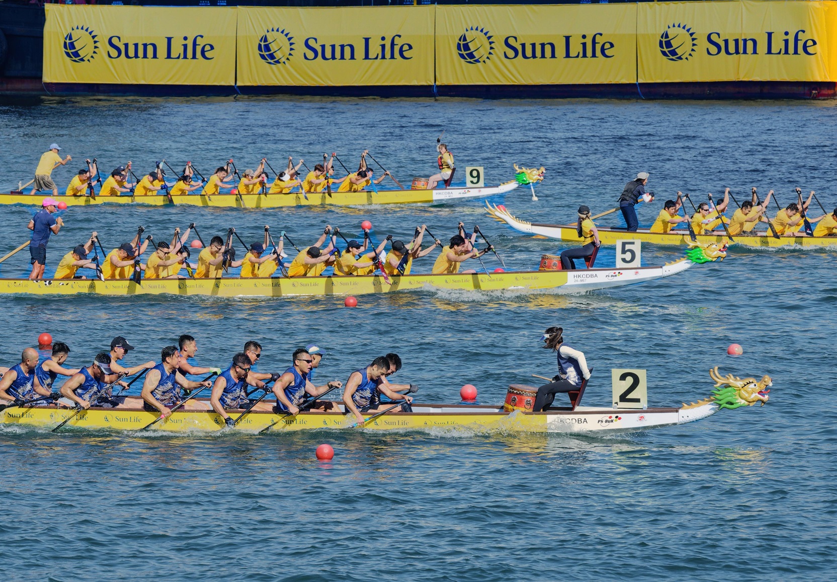 Sun Life has 21 teams composed of advisors, employees and partners participate in the “Sun Life Elite Cup”, actively supporting the city’s dragon boat racing culture.