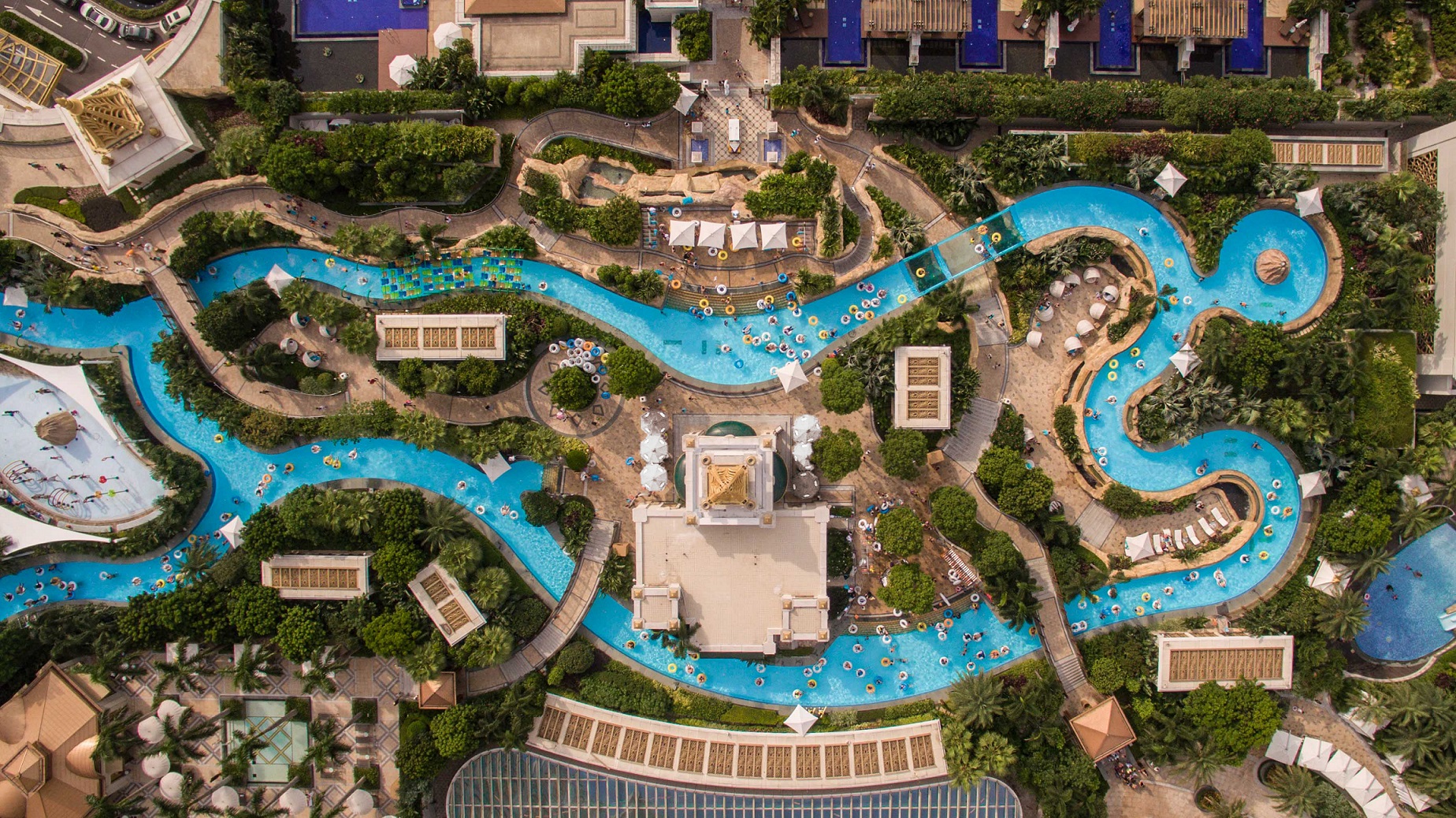The Grand Resort Deck at Galaxy Macau won out, clinching the top spot within the “Best Hotel Pools” in the city category.