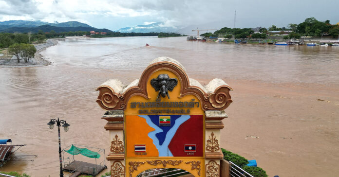AFP_ThailandMyanmarMiningPollution
