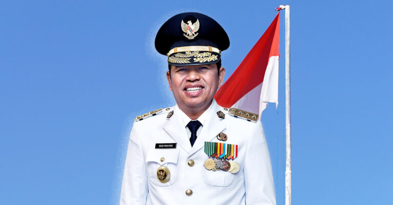 Indonesia Province Pushes Vasectomies to Curb Poverty Amid Regional Population Shift