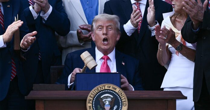 US Tariffs to Take Effect 1 August Without New Trade Deals