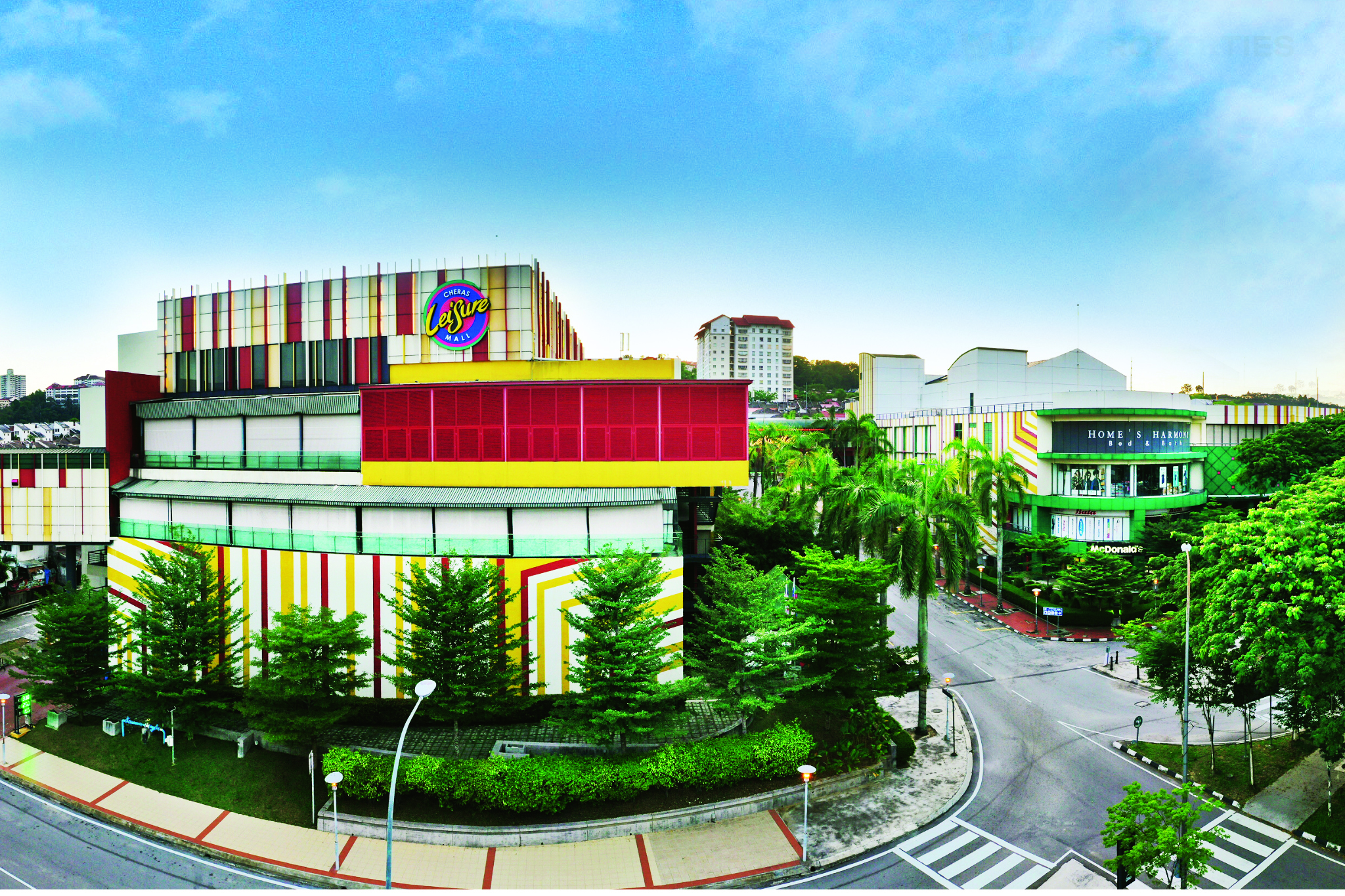 Cheras LeisureMall celebrates over 30 years of cherished moments as an iconic neighbourhood mall in Cheras.