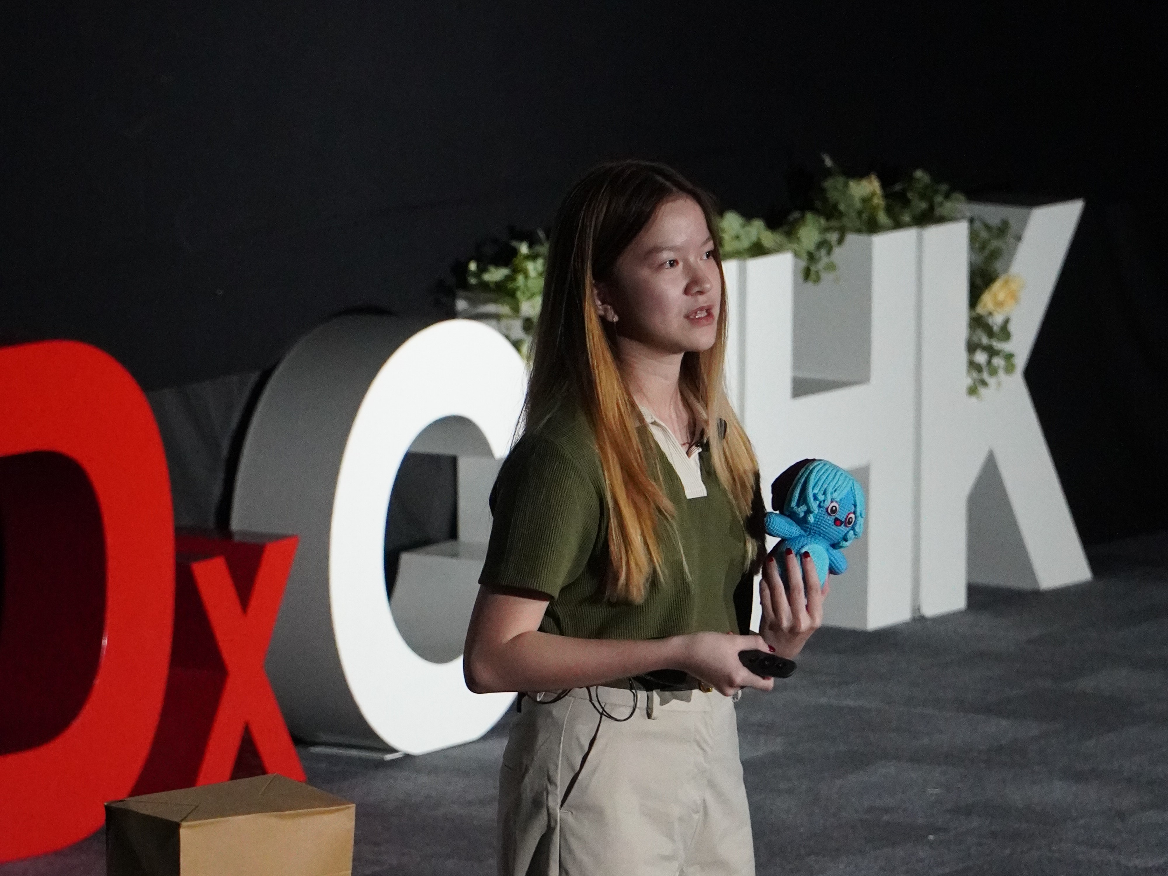 Michelle LEE, a third-year Biomedical Engineering student at CUHK, presents her Gold Medal-winning iGEM research project "ResiSense" at TEDxCUHK (Summer 2025).