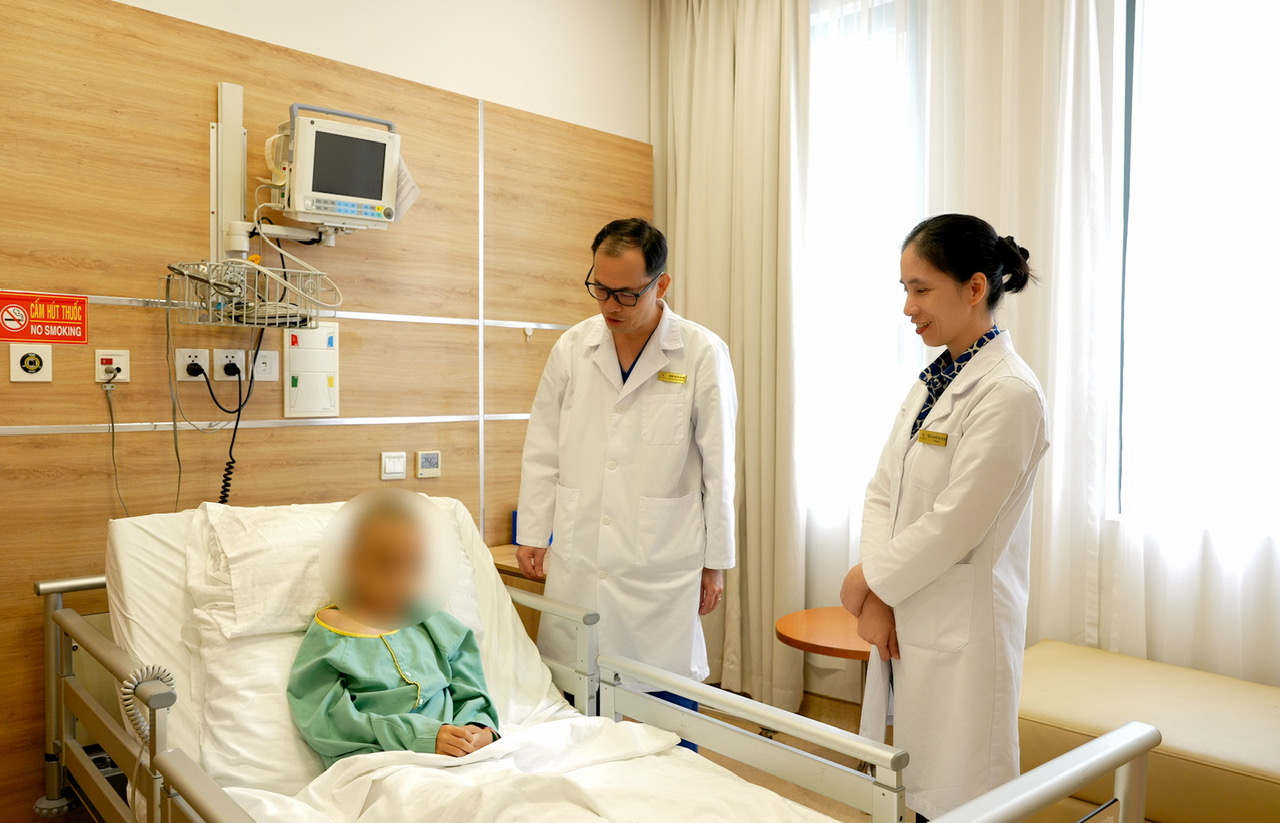 The patient recovered quickly after surgery.