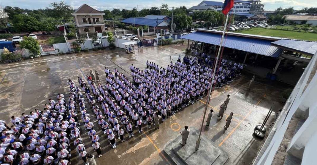 Laos Starts New Academic Year Amid Worsening Teacher Shortage