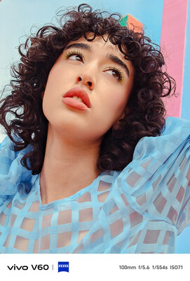 A portrait by Diane Villadsen captured using the V60’s 100 mm ZEISS Multifocal Portrait.