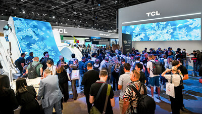 Bringing the spirit of sport to IFA, the TCL booth features a dramatic centerpiece – the TCL Olympic Freestyle Skiing Slope