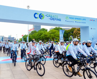 Cyclists ready to set off for the “Ride Green Life” cycling event
