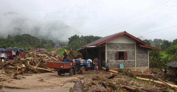 Tropical Storm Bualoi swept across Laos, causing floods, flash floods, and severe damage in 10 provinces