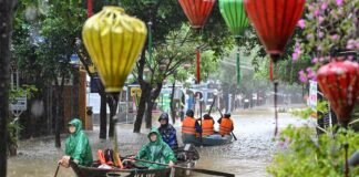 Vietnam Flood Death Toll Rises to 35