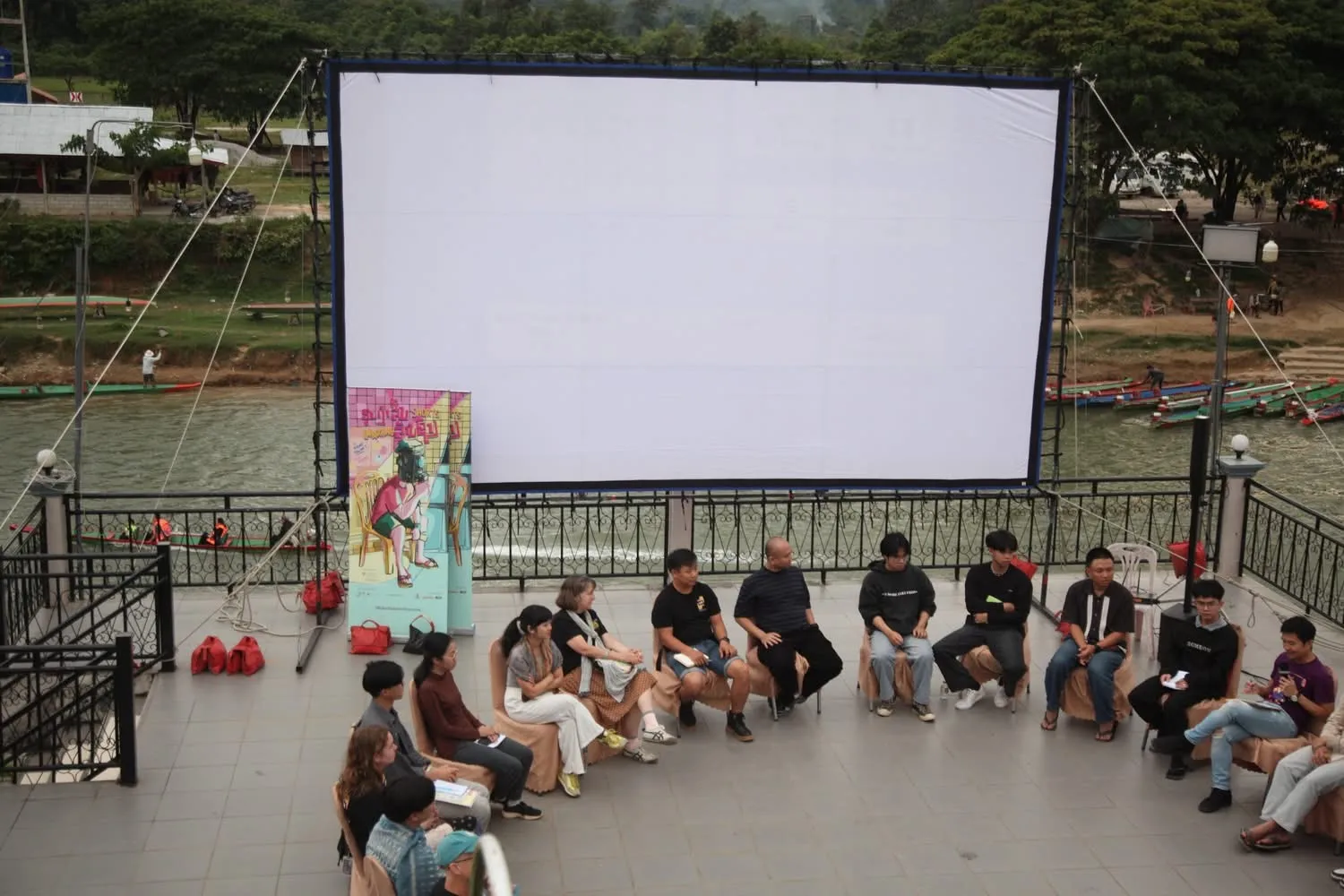 The Lao Filmmakers Fund 2025 announced on 19 November that it will support three short films and help develop four feature-length projects. The fund, backed by the Heinrich Böll Foundation Southeast Asia and the Luxembourg Embassy in Vientiane, partnered with Blue Chair and LanXang Shorts to run the first LanXang Shorts Film Camp, along with a pitch contest and production awards. LanXang Shorts, which was set up to train and encourage new Lao filmmakers, held a multi-day Film Camp this year focused on practical skills and mentorship. The camp ended with a pitch competition, where three projects were selected to receive production funding from the LFF. This year’s program also put a spotlight on women filmmakers from Laos, Thailand, and Singapore. Blue Chair said the partnership reflects its ongoing commitment to working with groups that aim to strengthen the Lao film community.