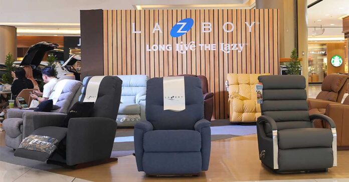 i-Clean Recliners, Sofas Debut in Vientiane