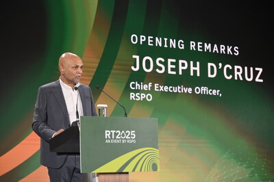 RSPO CEO Joseph D'Cruz giving the opening remarks at RT2025 RSPO CEO Joseph D'Cruz giving the opening remarks at RT2025