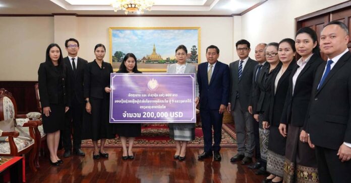 Laos Donates USD 200,000 in Flood Relief to Southern Thailand